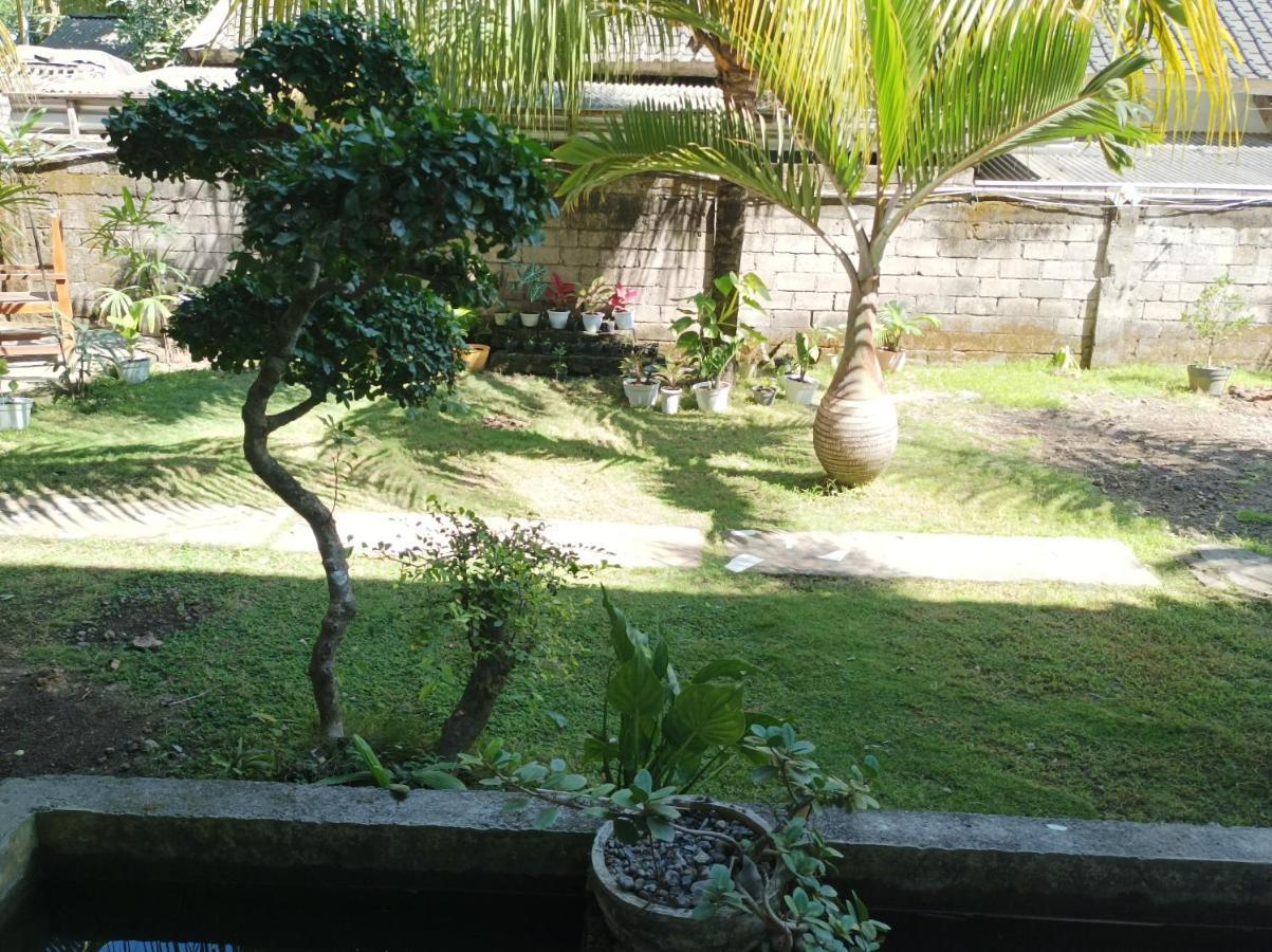 Merendeng Hostel Kuta Kuta  Exterior foto